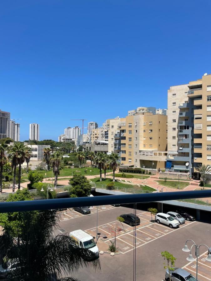 Ashdod City Center 2-Rooms Apartment, 15Min Walk To The Beach Eksteriør billede